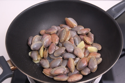 Miến nấu ngao hoa đơn giản mà ngon - 7