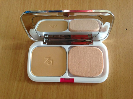 Cảm nhận của blogger Phương Loan về True White Plus Two Way Foundation SPF20 PA++ - 3