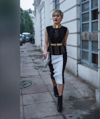 Tín đồ Hamp;M x Balmain sung sướng khoe chiến lợi phẩm - 7