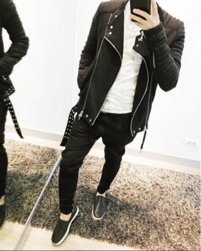 Tín đồ Hamp;M x Balmain sung sướng khoe chiến lợi phẩm - 3