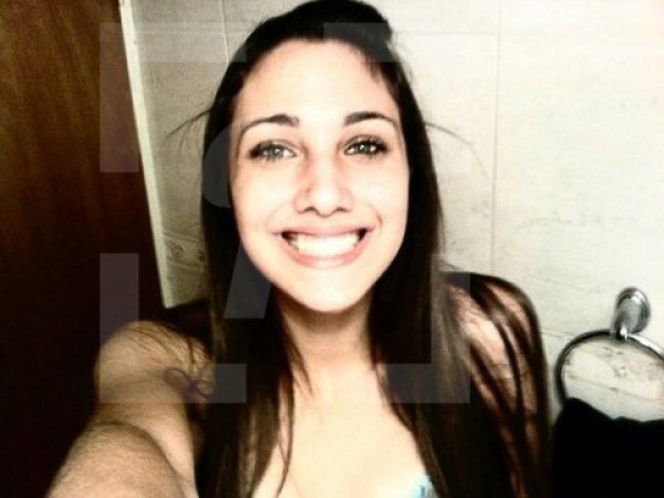 Tân Hoa hậu quốc tế 2015 bị rò rỉ ảnh phẫu thuật thẩm mỹ - 2