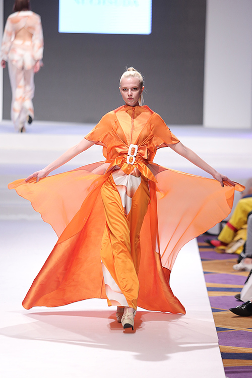 Bất ngờ với NTK Thái làm dâu Việt tại Malaysia FW - 12