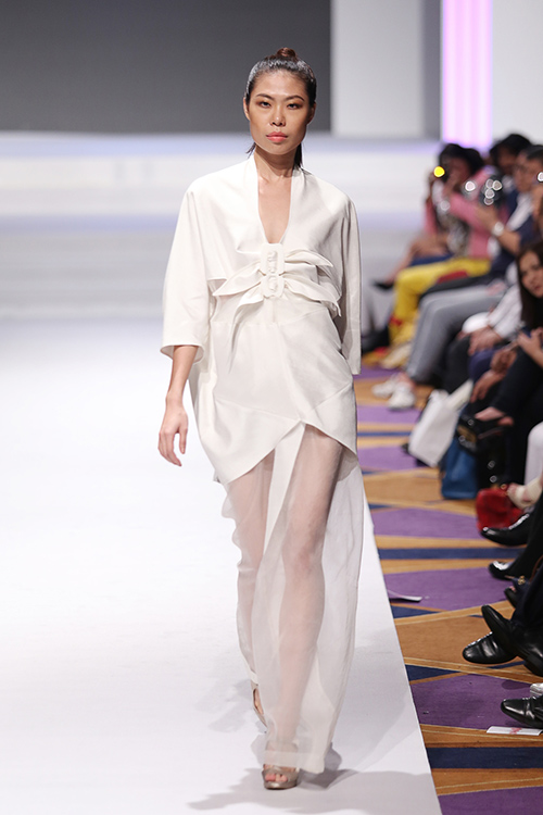 Bất ngờ với NTK Thái làm dâu Việt tại Malaysia FW - 15