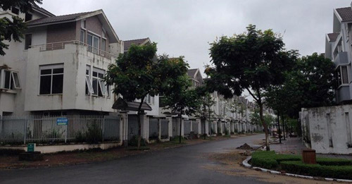 Những khu đô thị nghìn tỷ mọc rêu vắng bóng người - 11