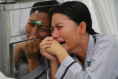 Ngọc Lan khóc sưng mắt trong phim mới - 4