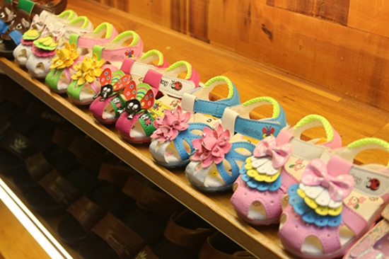 Gặp quot;người hùngquot; cứu cánh đôi chân phái đẹp Sài Gòn mùa mưa - 11