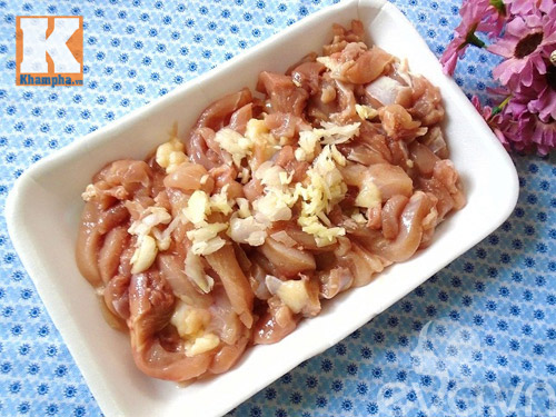 Khoai tây bọc chả gà viên chiên xù - 3