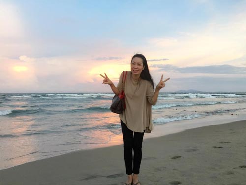 Ốc Thanh Vân tập yoga cùng con trai quot;đốn timquot; fans - 7