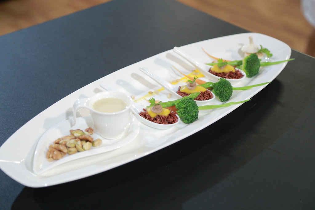 MasterChef VN: Thanh Cường bất ngờ quot;rớt hạngquot; - 6