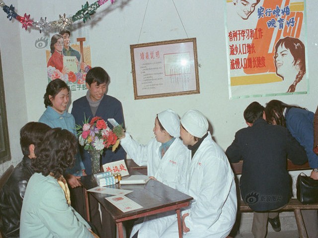 Ảnh hiếm: 35 năm chính sách một con của Trung Quốc - 12