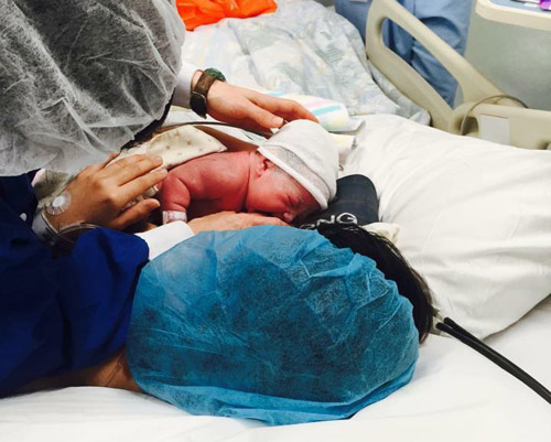 Chuyện sinh mổ ngoài dự kiến của mẹ Việt ở Úc - 4