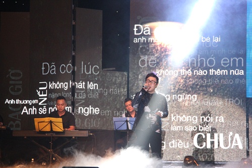 Lệ Quyên tay trong tay Quang Lê trên sân khấu - 7