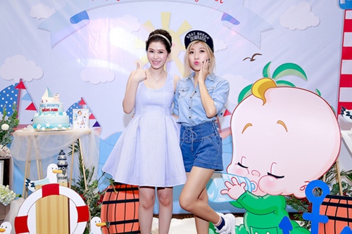 Vợ chồng Đăng Khôi rạng ngời trong tiệc đầy tháng con trai - 9