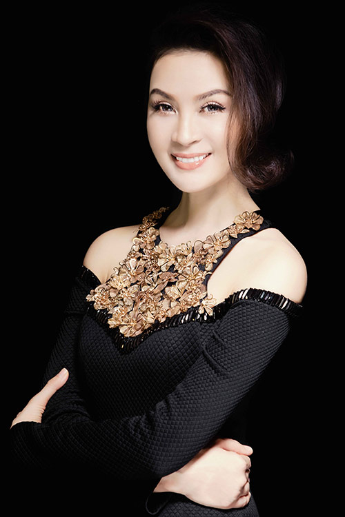 MC Thanh Mai đẹp quot;quyền lựcquot;, đầy gợi cảm - 5