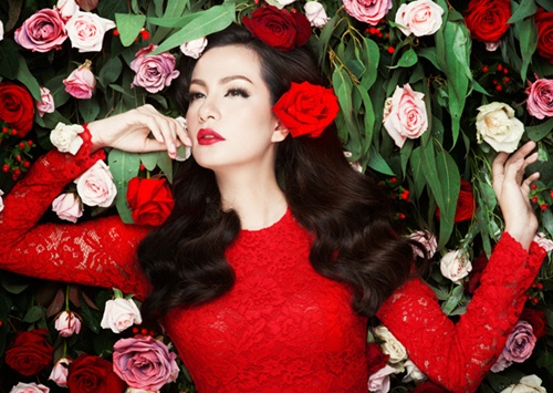 Trang Trần - Ngọc Thúy khẩu chiến trên mạng xã hội - 2