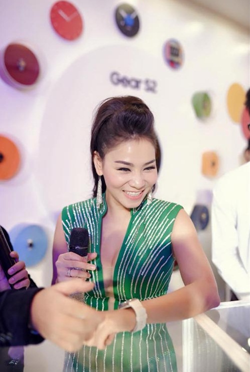 HH Thu Thảo đẹp như quot;tiên giáng trầnquot; - 13