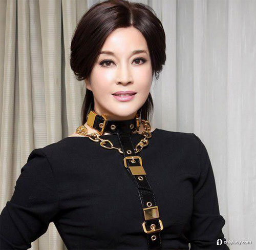 Sốt tự truyện khi Lưu Hiểu Khánh ngồi tù - 2