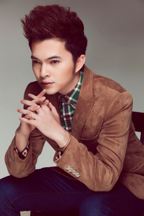 HH Ngọc Diễm khoe eo thon hút mắt người đối diện - 10