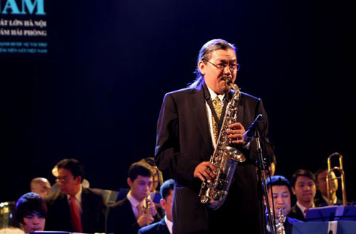 NS Quyền Văn Minh bất ngờ kết hợp với quot;hiện tượng Jazz 8Xquot; - 7