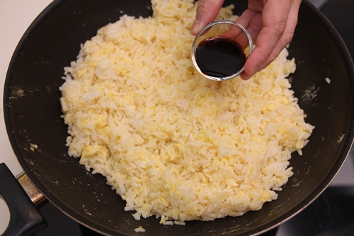 Cơm rang trứng đơn giản mà ngon - 7