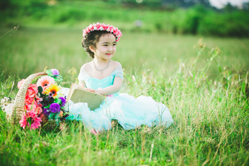 Bé gái Lâm Đồng đẹp như thiên thần quot;đốn timquot; dân mạng - 13