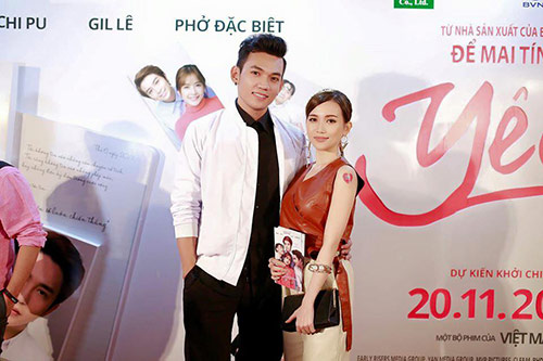 Sĩ Thanh tình tứ cùng quot;bạn trai tin đồnquot; trong sự kiện - 6