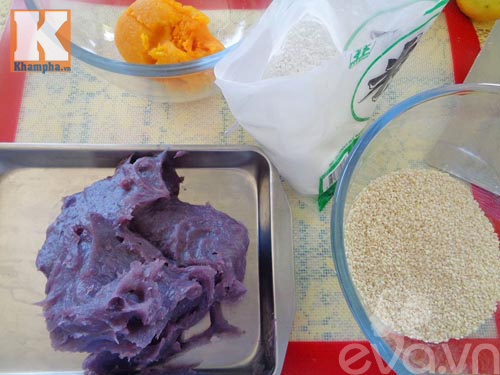 Bánh rán bí đỏ nhân khoai lang tím - 1