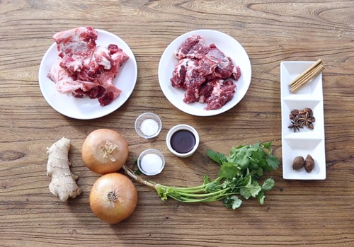 Phở bò thơm lừng nóng hổi ai cũng mê - 2