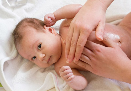 Nước giặt Merlie – Giải pháp an toàn cho da nhạy cảm của em bé