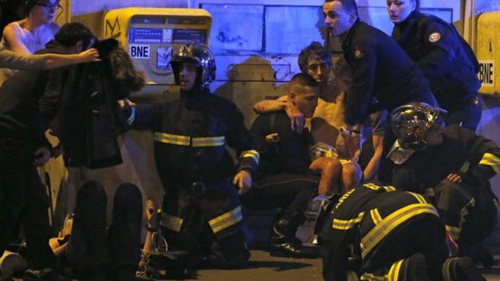 Người sống sót hãi hùng kể lại vụ tấn công khủng bố ở Paris - 1