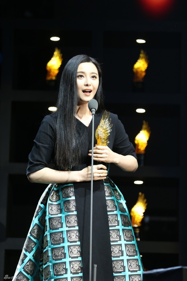 Chồng sắp cưới của Hồ Hạnh Nhi bị tố là quot;kẻ đào mỏquot; - 4