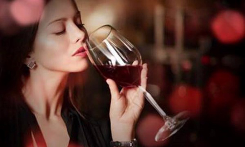 Đàn bà có dại cũng nhất định dại vì… đàn ông - 1