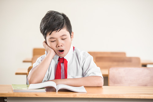 Lợi ích 2 trong 1 khi khuyến khích trẻ tự chuẩn bị đồ đi học - 1