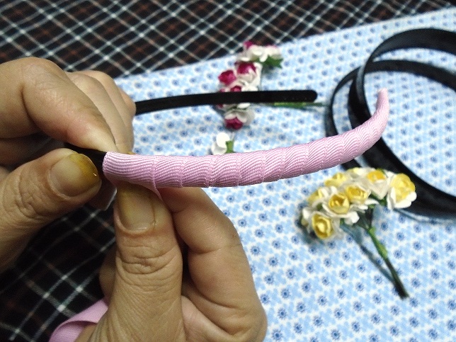 5 phút tự làm bờm công chúa cho con gái yêu điệu đà - 1