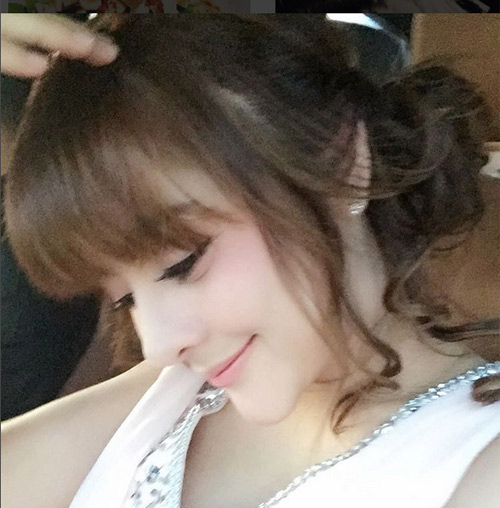 Mang thai 8 tháng, mẹ bầu Thái Lan vẫn đẹp quot;khó cưỡngquot; - 3