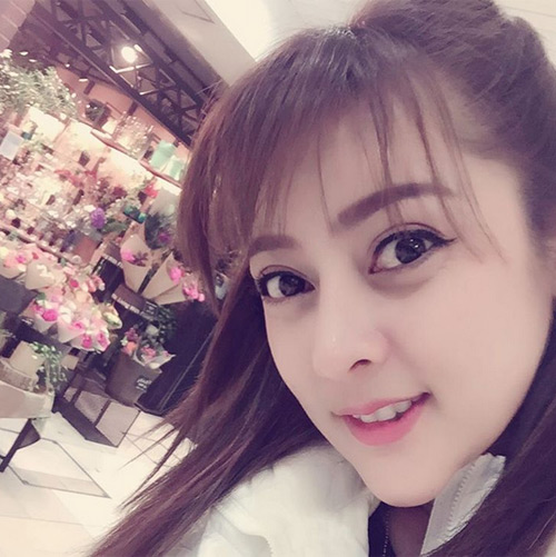 Mang thai 8 tháng, mẹ bầu Thái Lan vẫn đẹp quot;khó cưỡngquot; - 10