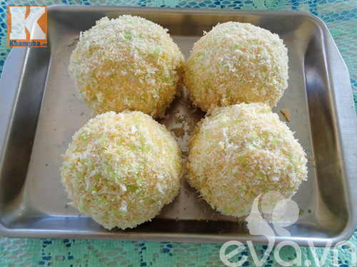 Bánh mì bọc cơm chiên nóng hổi - 6