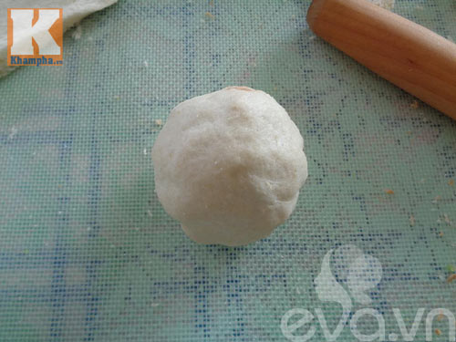 Bánh mì bọc cơm chiên nóng hổi - 5