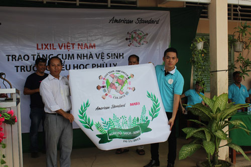 Rộn ràng ngày hội Sạch – Xinh, chào đón nhà vệ sinh đạt chuẩn - 1