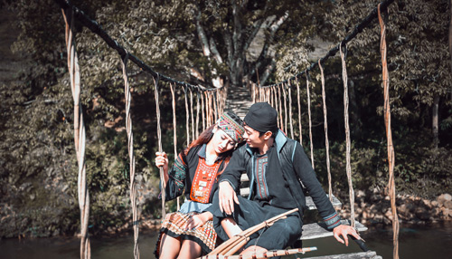 Ảnh cưới Khèn- Ô của cô dâu chú rể vẫn gọi nhau quot;mày-taoquot; - 5