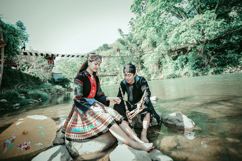 Ảnh cưới Khèn- Ô của cô dâu chú rể vẫn gọi nhau quot;mày-taoquot; - 7