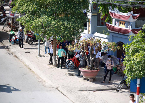 Quay cuồng trong nắng nóng đầu đông như giữa hè - 3
