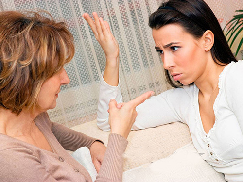 Mẹ chồng bắt đưa 4 triệu mới chịu trông cháu - 1