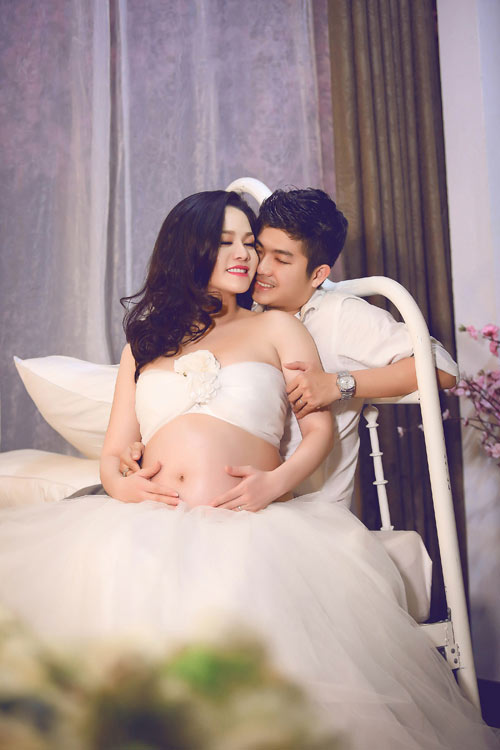 Con trai Nhật Kim Anh giống bố như đúc - 8