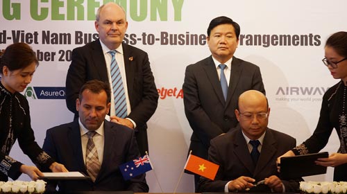 Thủ tướng New Zealand trao giải thưởng New Zealand-Asean cho TGĐ Vinamilk - 3