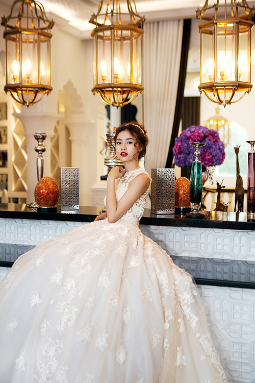 Ninh Dương Lan Ngọc làm cô dâu quot;độc thânquot; xinh đẹp - 2