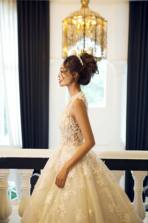 Ninh Dương Lan Ngọc làm cô dâu quot;độc thânquot; xinh đẹp - 4