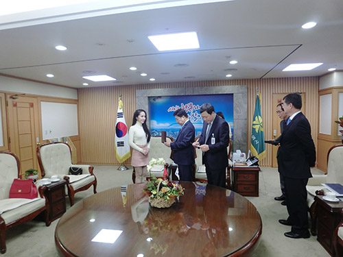 Quỳnh Nga trở thành Đại sứ Du lịch Y tế của TP Daejeon Hàn Quốc - 1