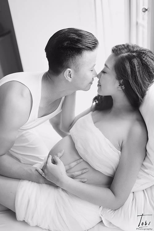 Hotgirl Hà Holly: Chồng vào phòng đẻ không sợ #039;mất hình ảnh#039; - 4