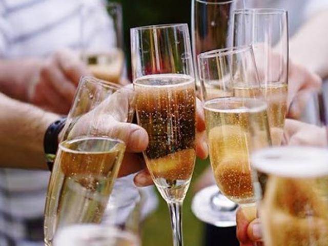 5 món cocktail có thể uống ban đêm mà không sợ tăng cân